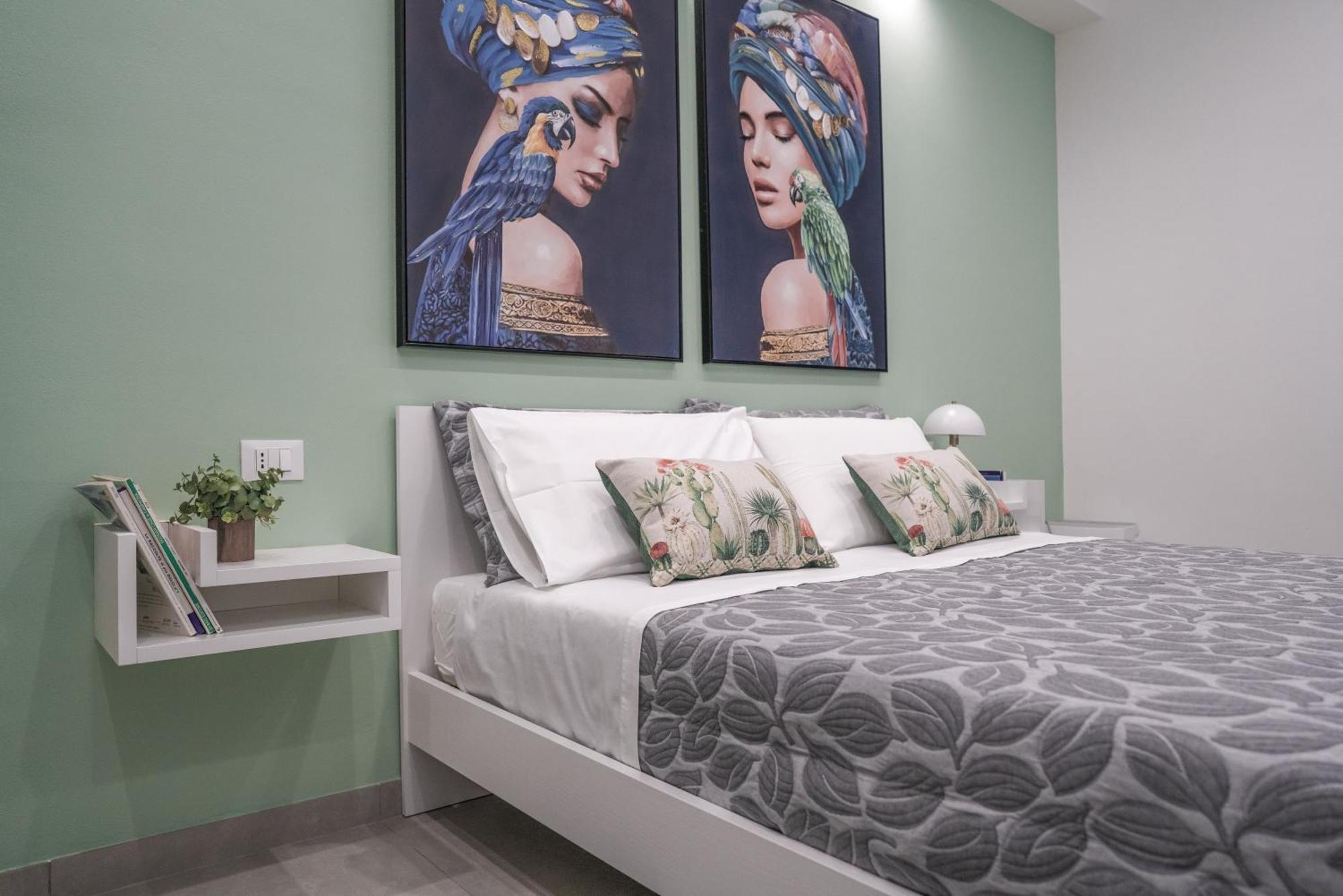 Casa Azzurra Rooms E Apartment 泰拉西尼 外观 照片