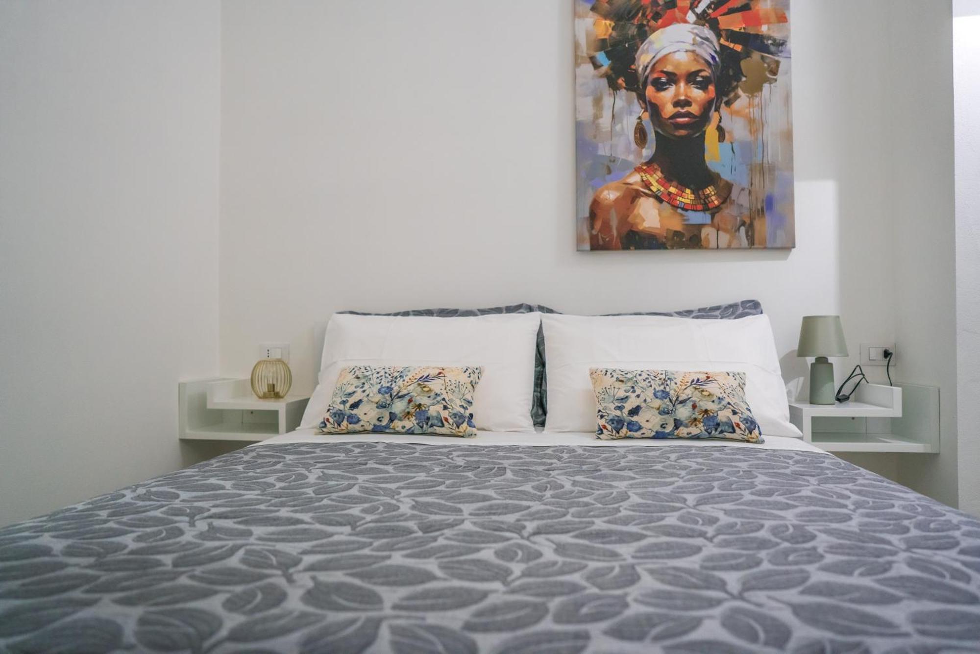 Casa Azzurra Rooms E Apartment 泰拉西尼 外观 照片