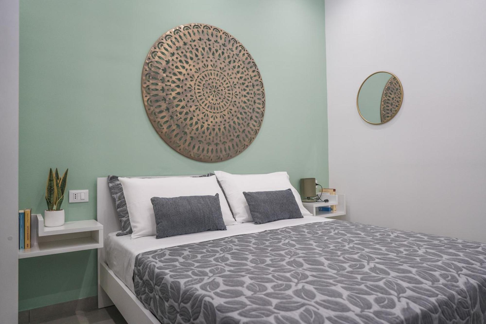 Casa Azzurra Rooms E Apartment 泰拉西尼 外观 照片