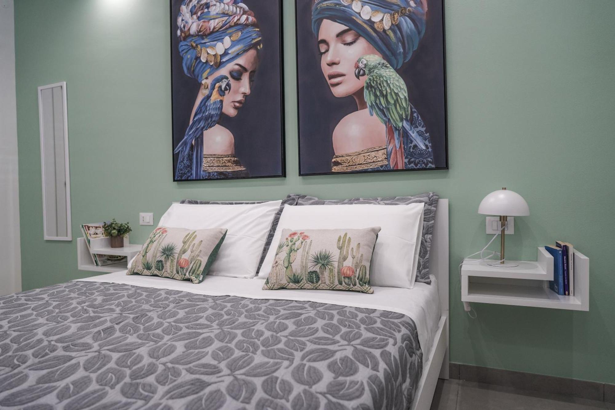 Casa Azzurra Rooms E Apartment 泰拉西尼 外观 照片
